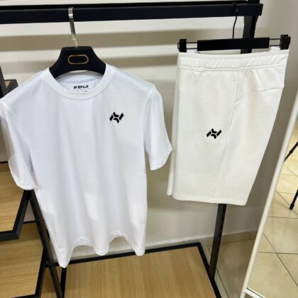 Ensemble Sport ENJI Active – Blanc & Blanc Forêt